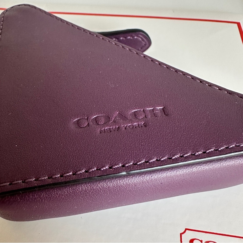 Coach Triangle Zip Pouch Leather Dark Grape Carabiner C5647 - Picture 5 of 17